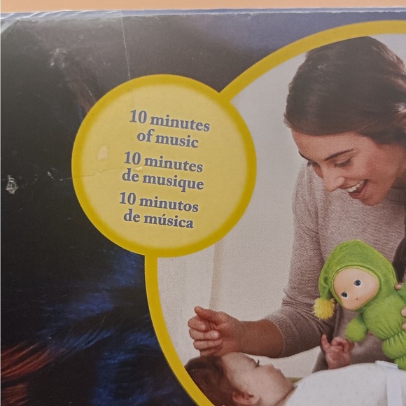 Hasbro Glo Worm Plush - Green and Cream - Picture 5 of 10